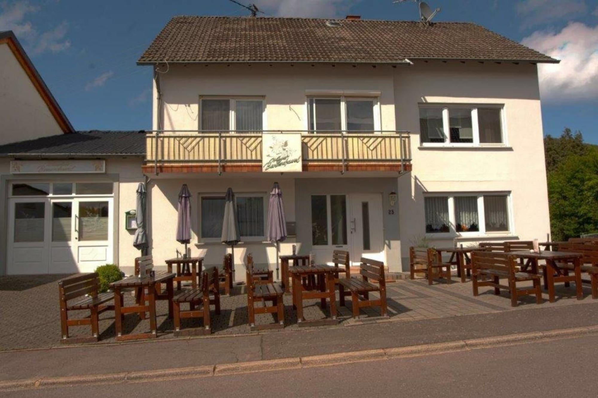 Ferienwohnung Grauschiefer Irsch Exterior photo